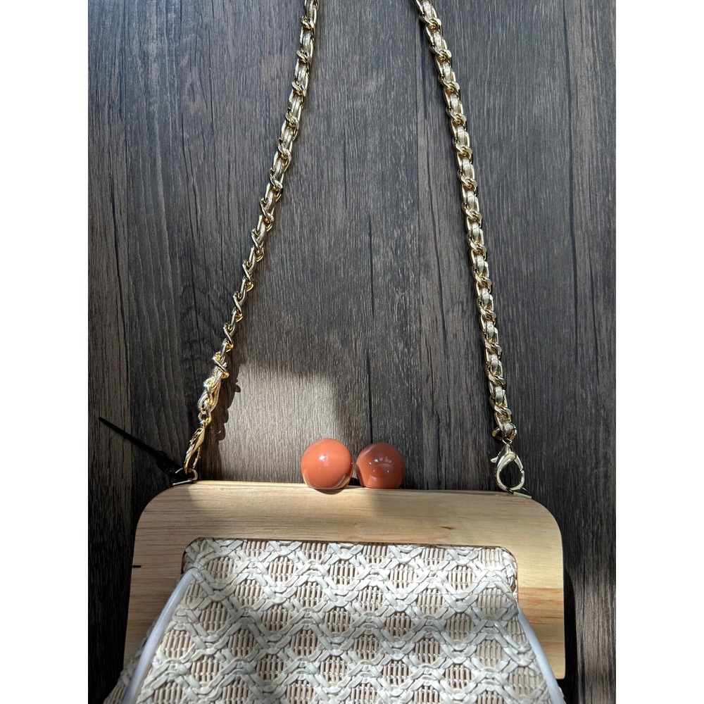 Woven Lace Wood Frame Clutch Crossbody Bag Cream Gold Chain Strap Beachy Boho - Picture 4 of 6